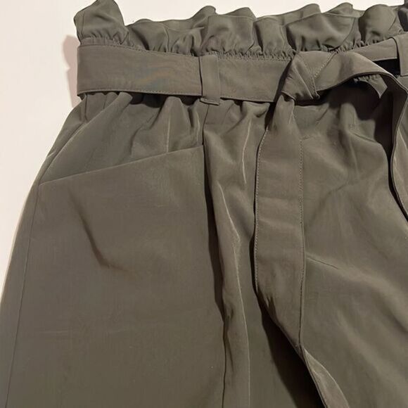 Mondetta‎ High Waisted Stretch Woven Olive Green Womens Size M NWT - Picture 4 of 10